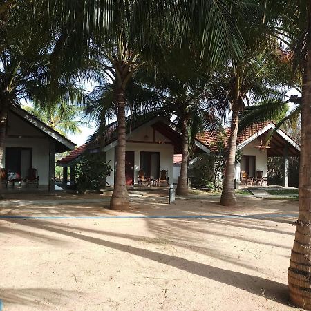 Villa Nilaveli Cabana Экстерьер фото