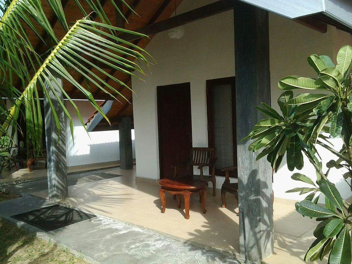 Villa Nilaveli Cabana Экстерьер фото