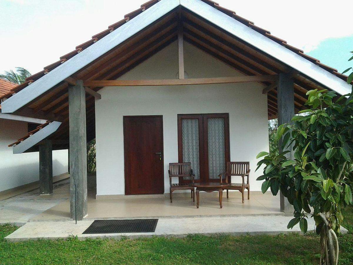 Villa Nilaveli Cabana Экстерьер фото