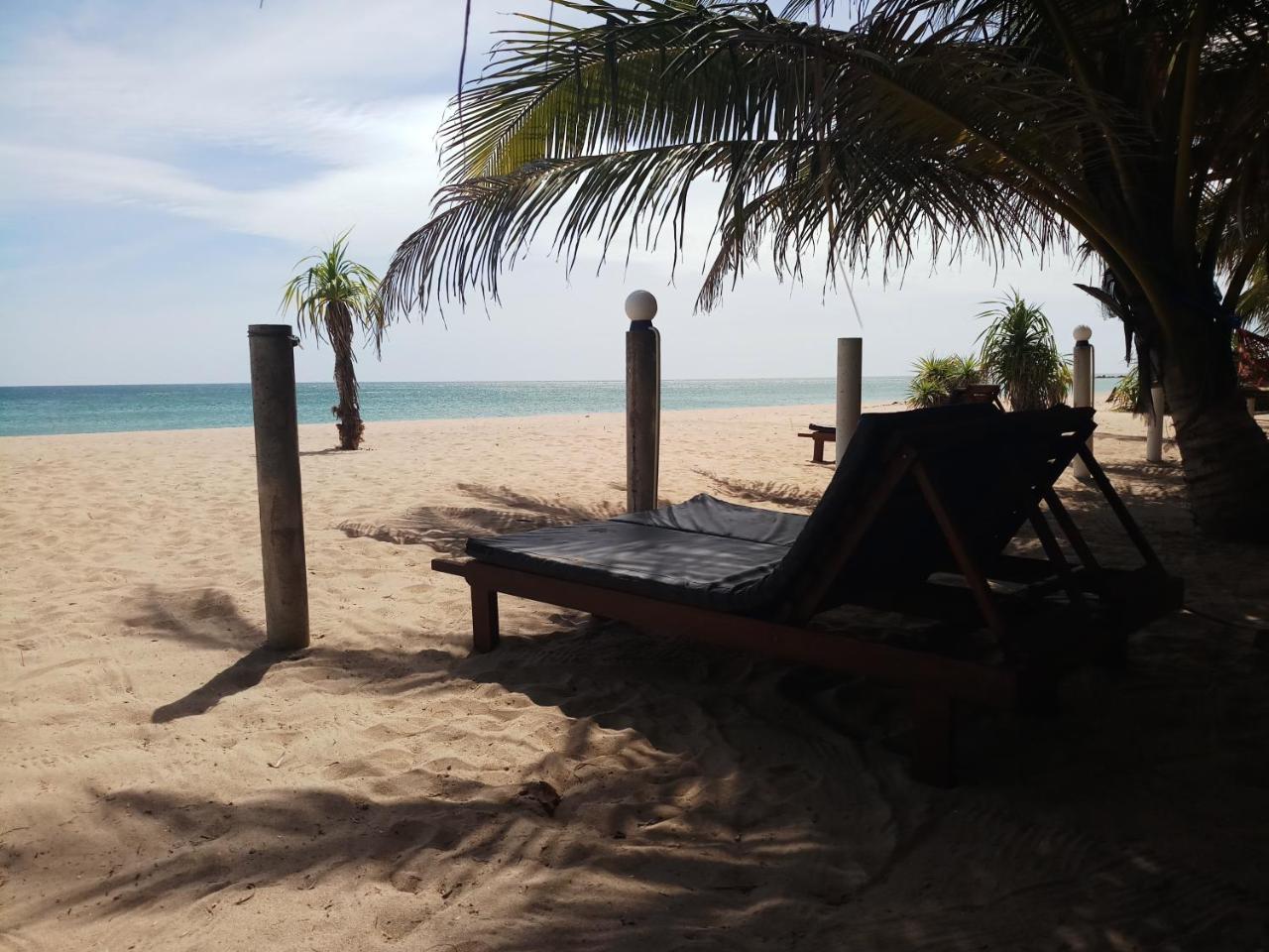 Villa Nilaveli Cabana Экстерьер фото